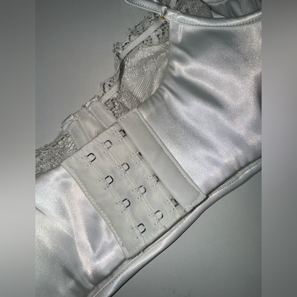 NWT Fashion Nova 2 Piece Sexy Bralette Top with Matching Skirt - Picture 13 of 14